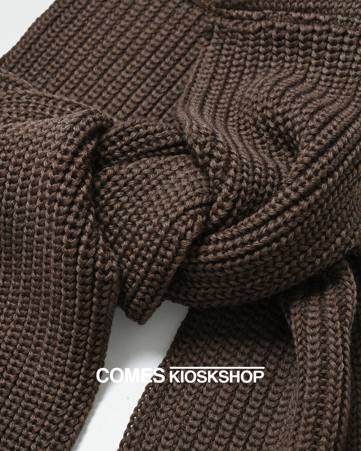 MERINO WOOL HOODIE MUFFLER