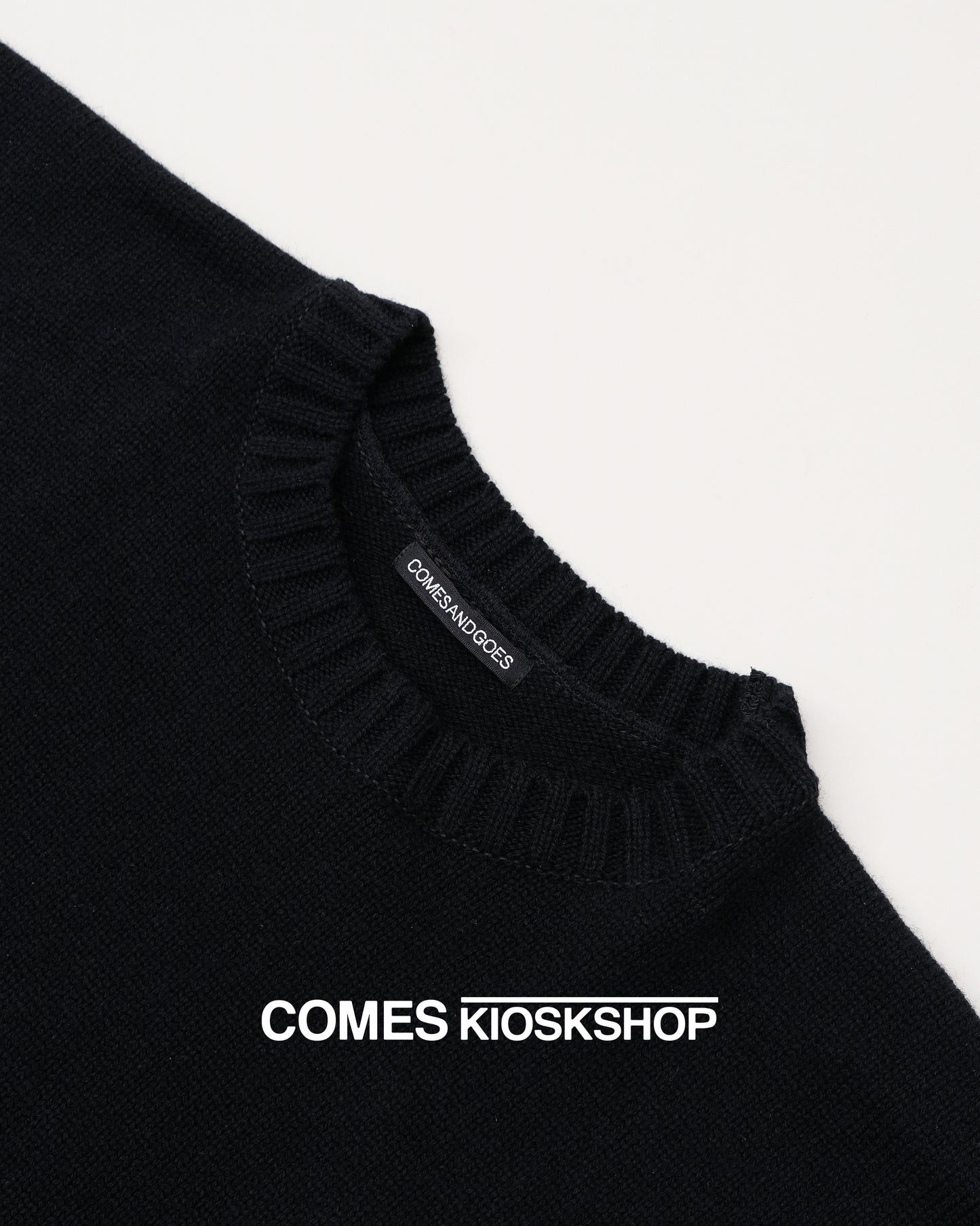 COMES VEST
