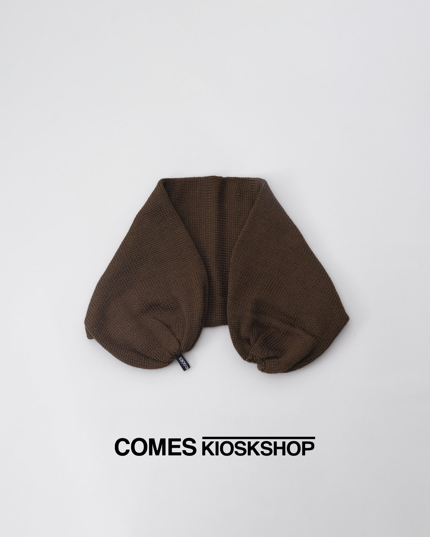 TRANSFORMED KNIT