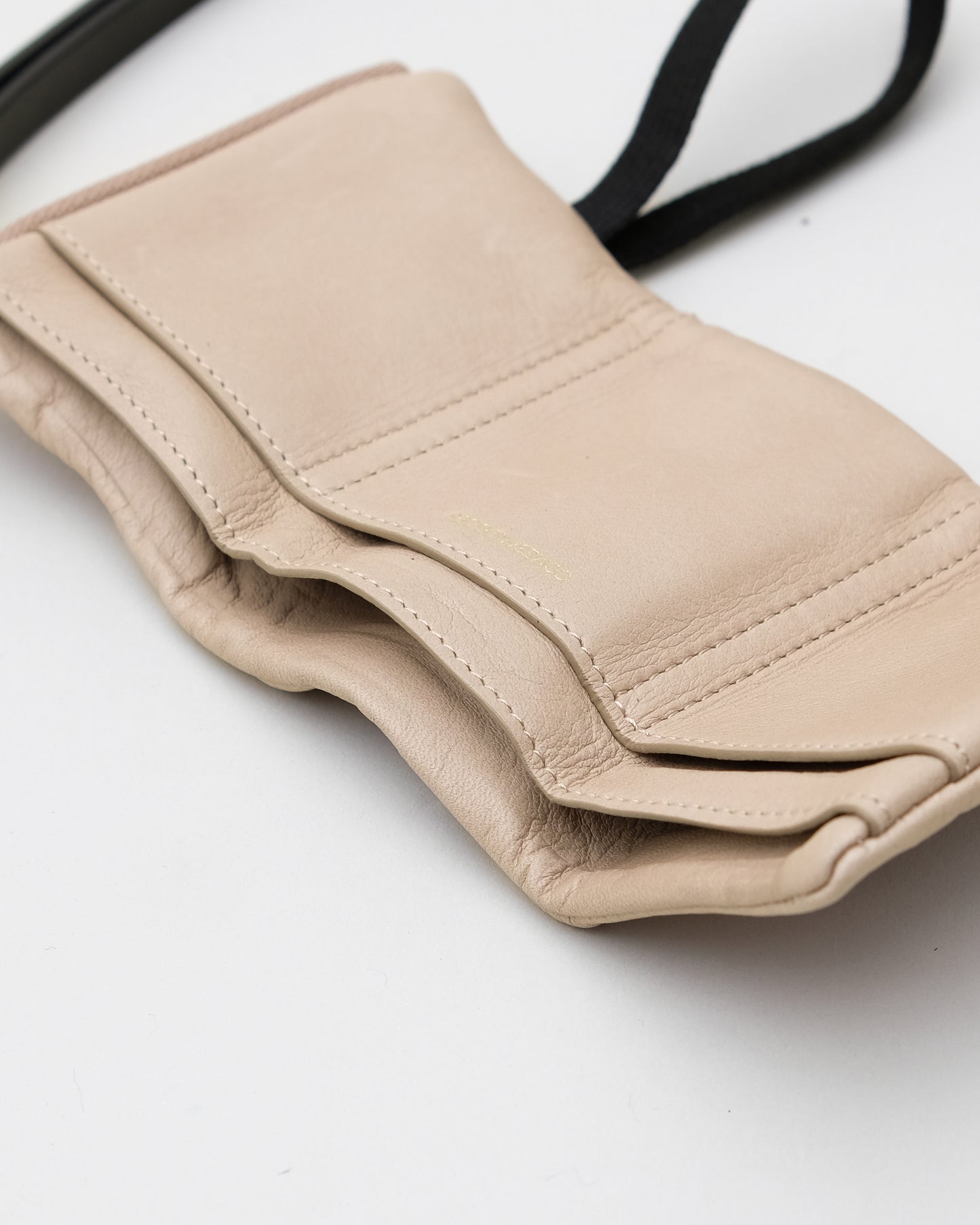 COMES WALLET&NECK STRAP
