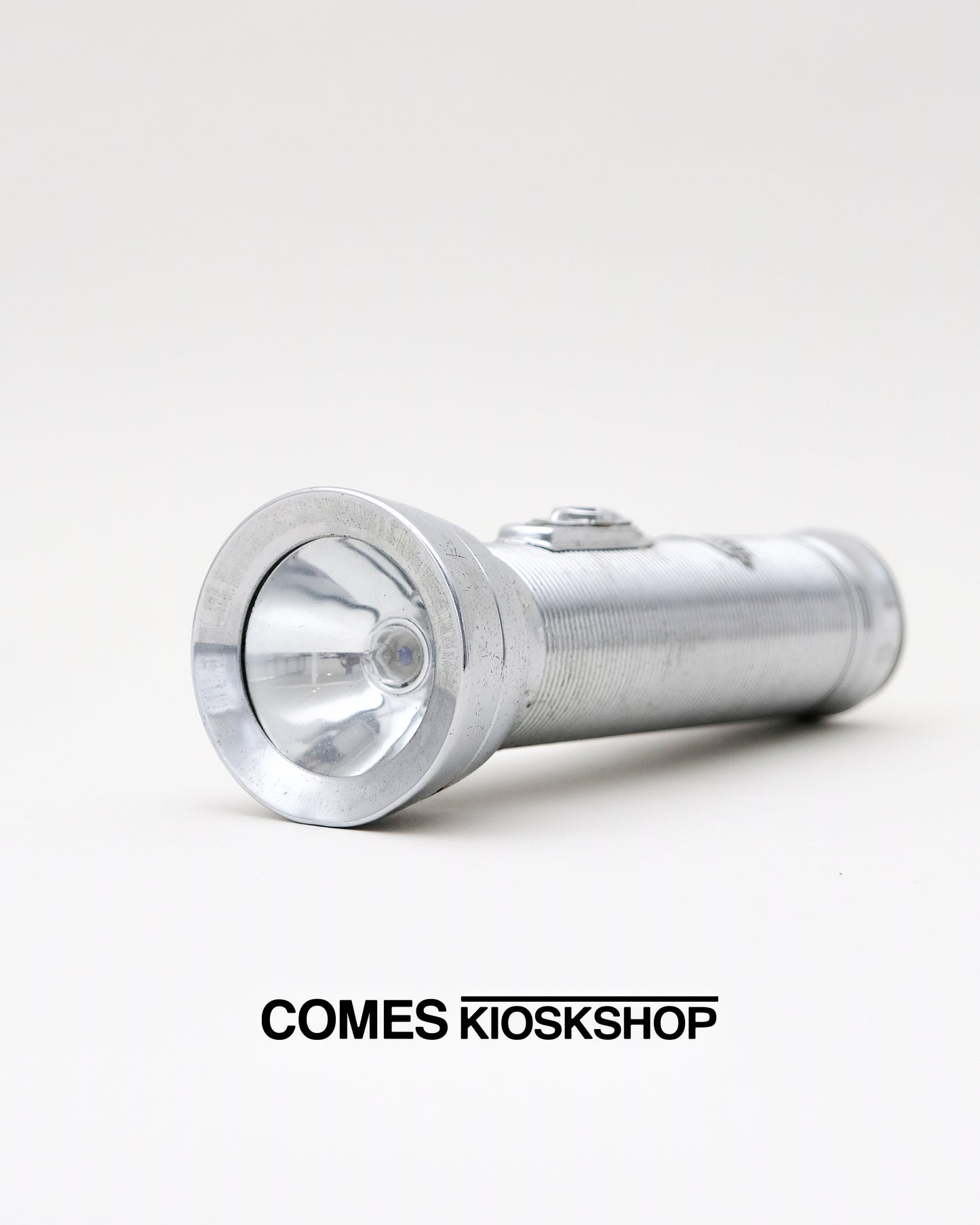 FLASH LIGHT