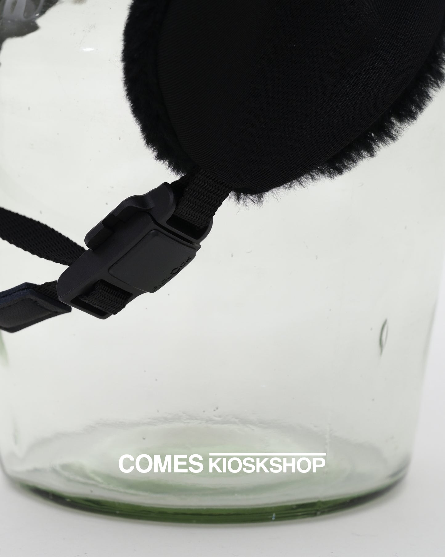 CLEAR TWILL EAR CAP 2