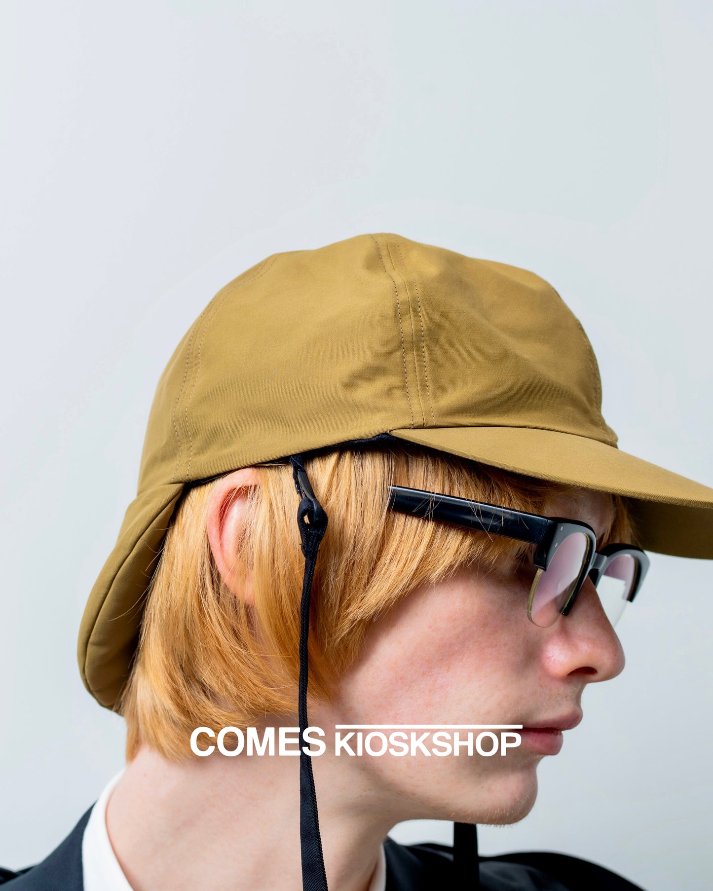 WATER PROOF 2BRIMS CHIN STRAP CAP