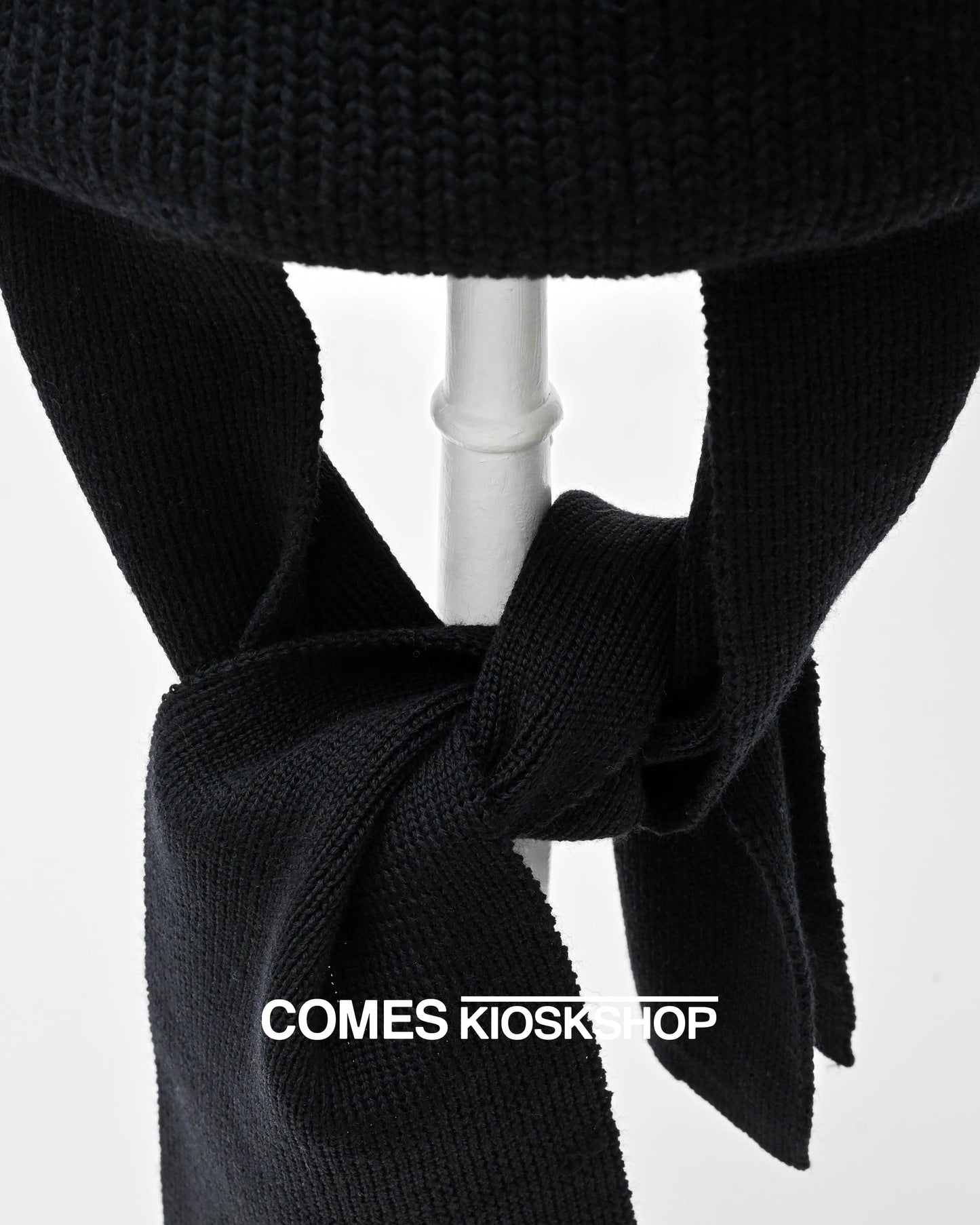 WOOL STANDARD KNIT (マフラー付き)