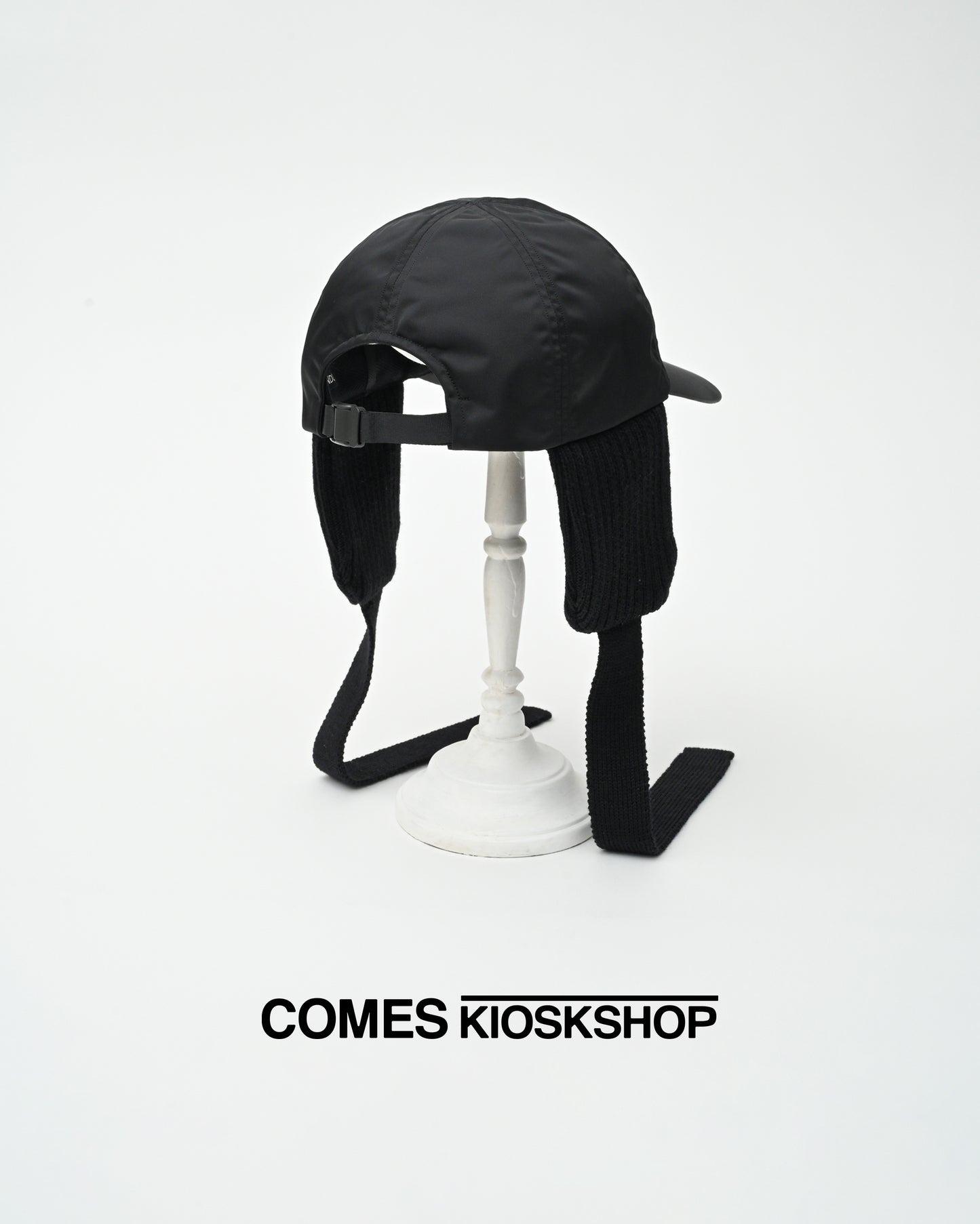 DICROS & KNIT EAR CAP