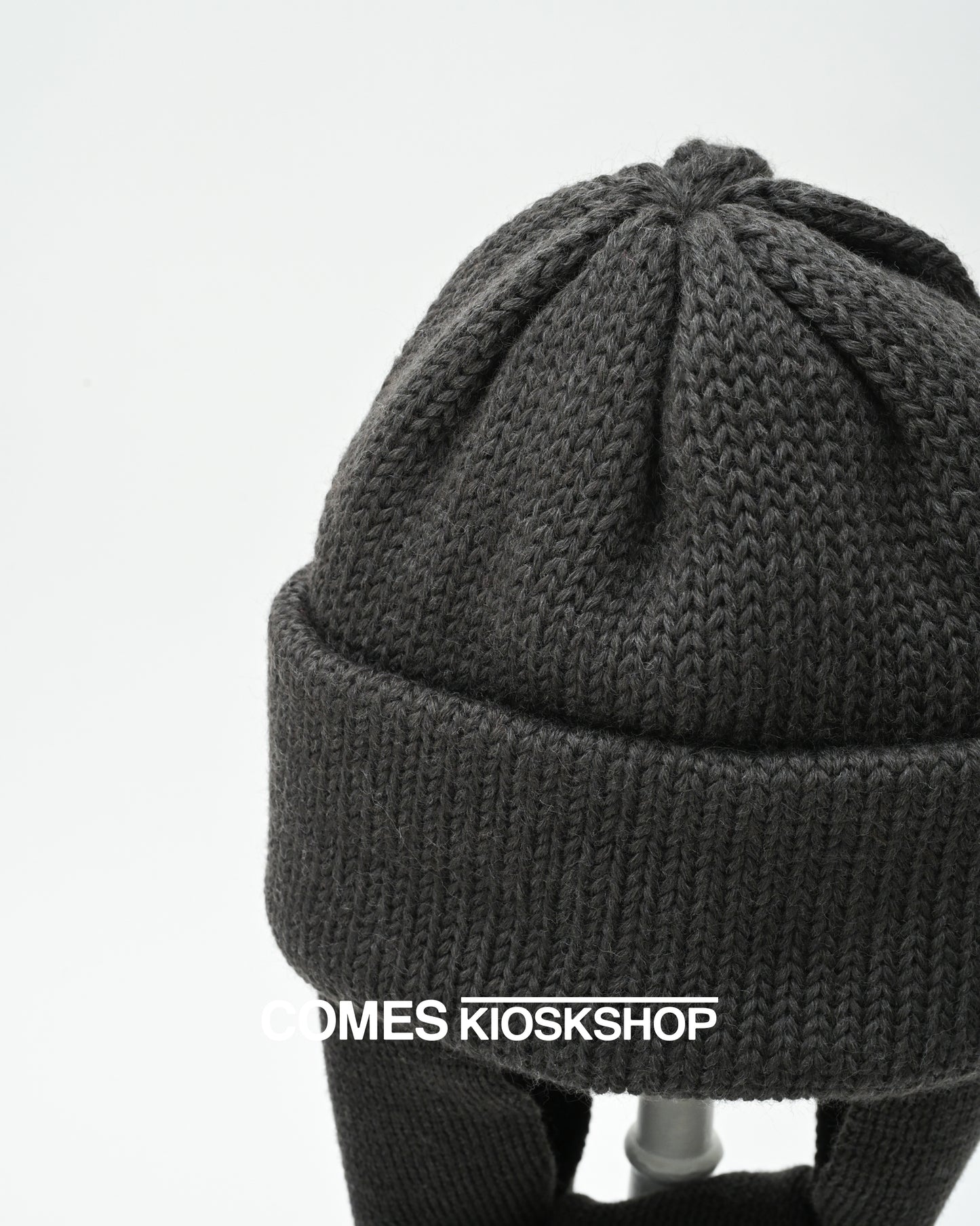 WOOL STANDARD KNIT (マフラー付き)