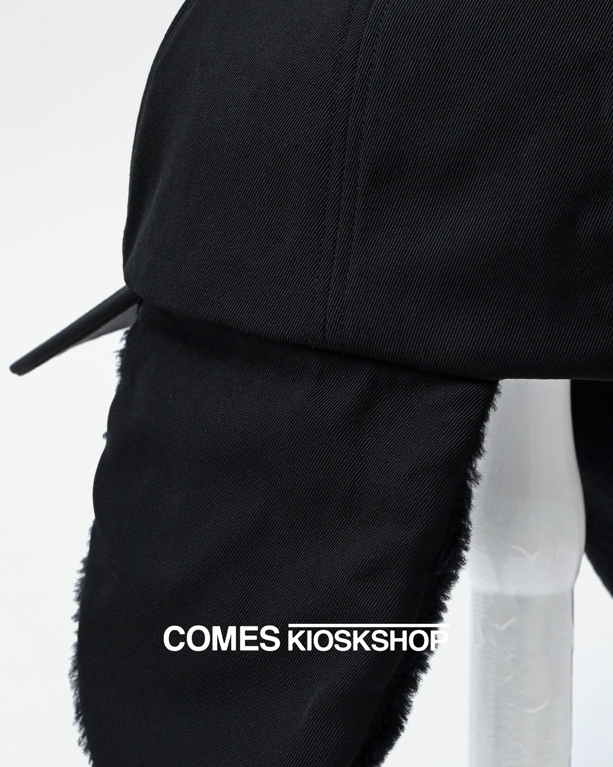 CLEAR TWILL EAR CAP