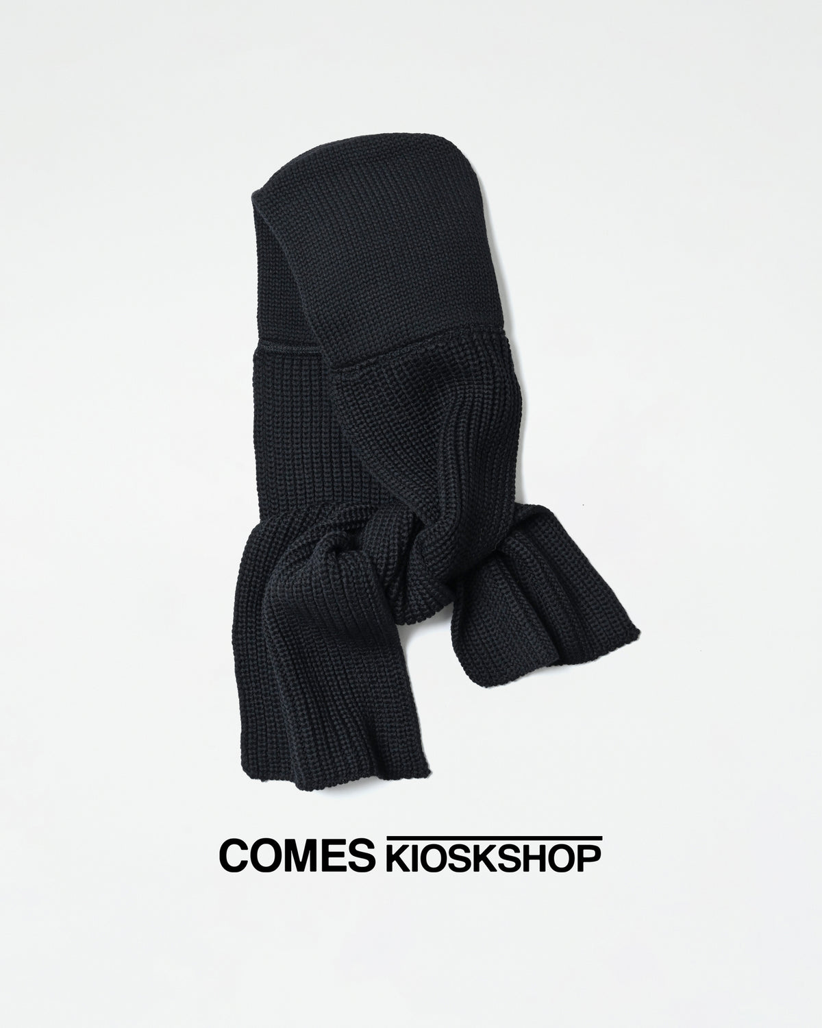 MERINO WOOL HOODIE MUFFLER
