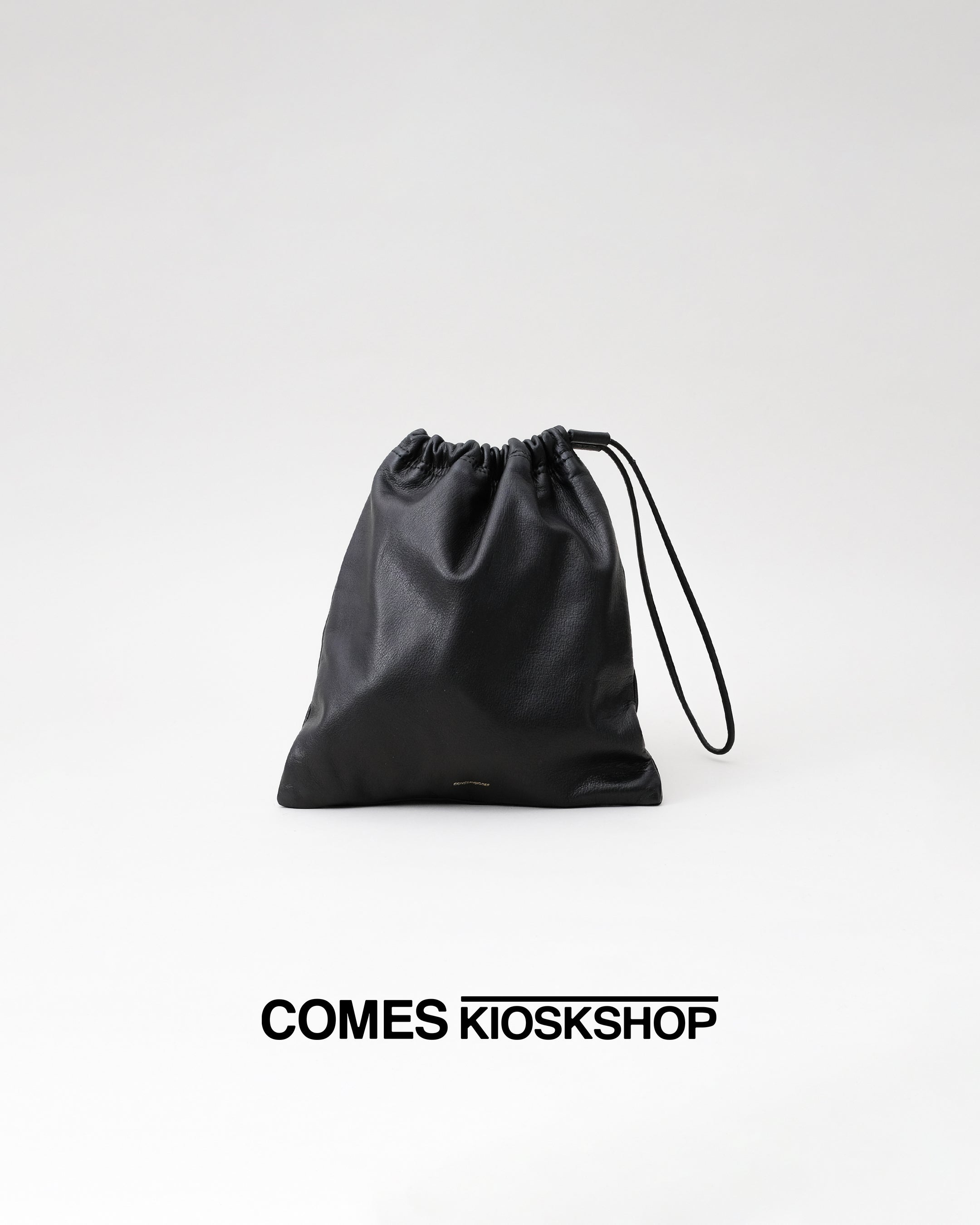 COMESANDGOES COW LEATHER DRAWSTRING BAG - バッグ