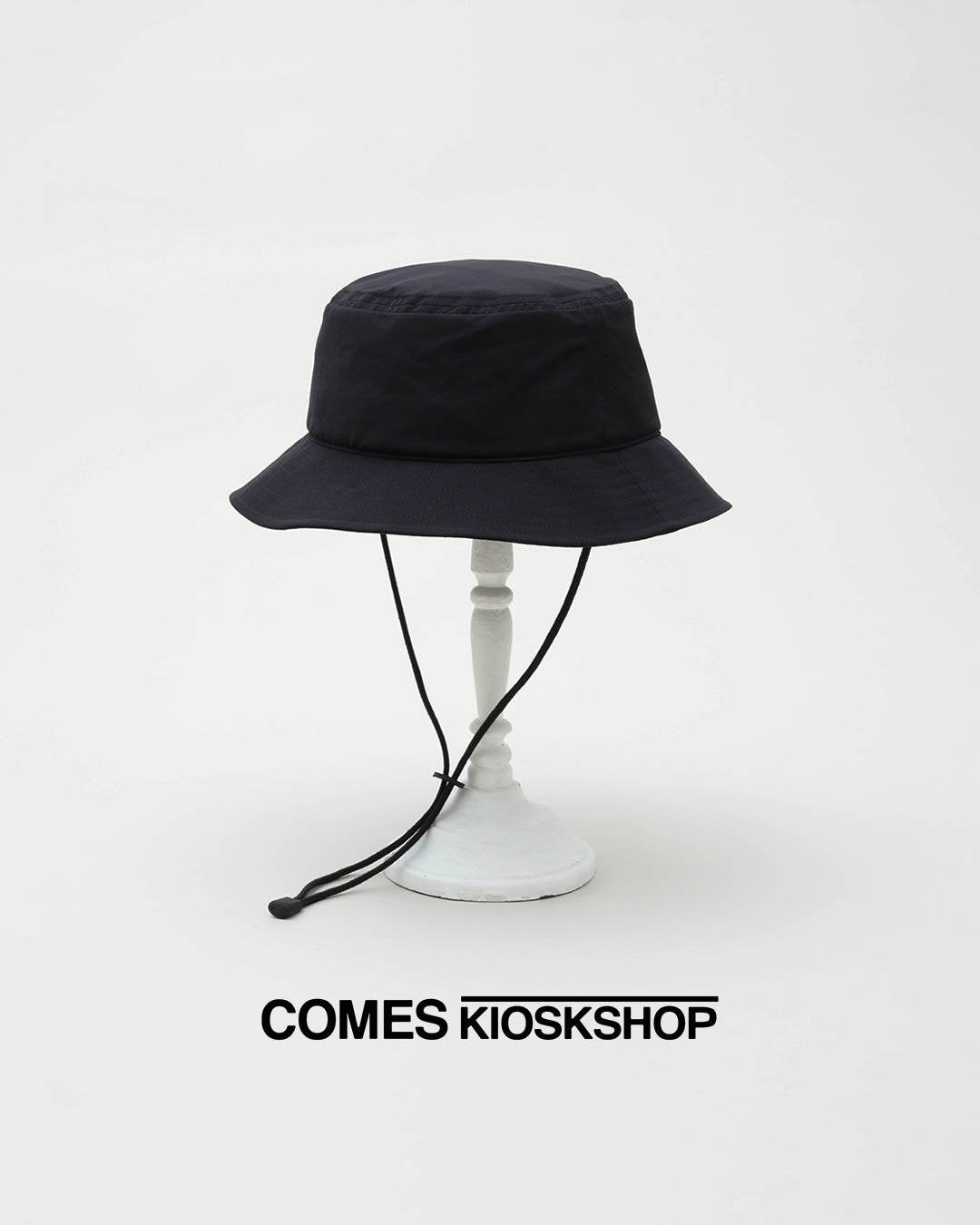 NYLON STRETCH FLAT HAT あご紐付き｜KIOSK限定