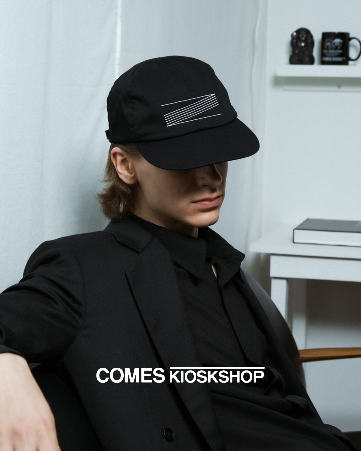 LINE PATTERN CAP