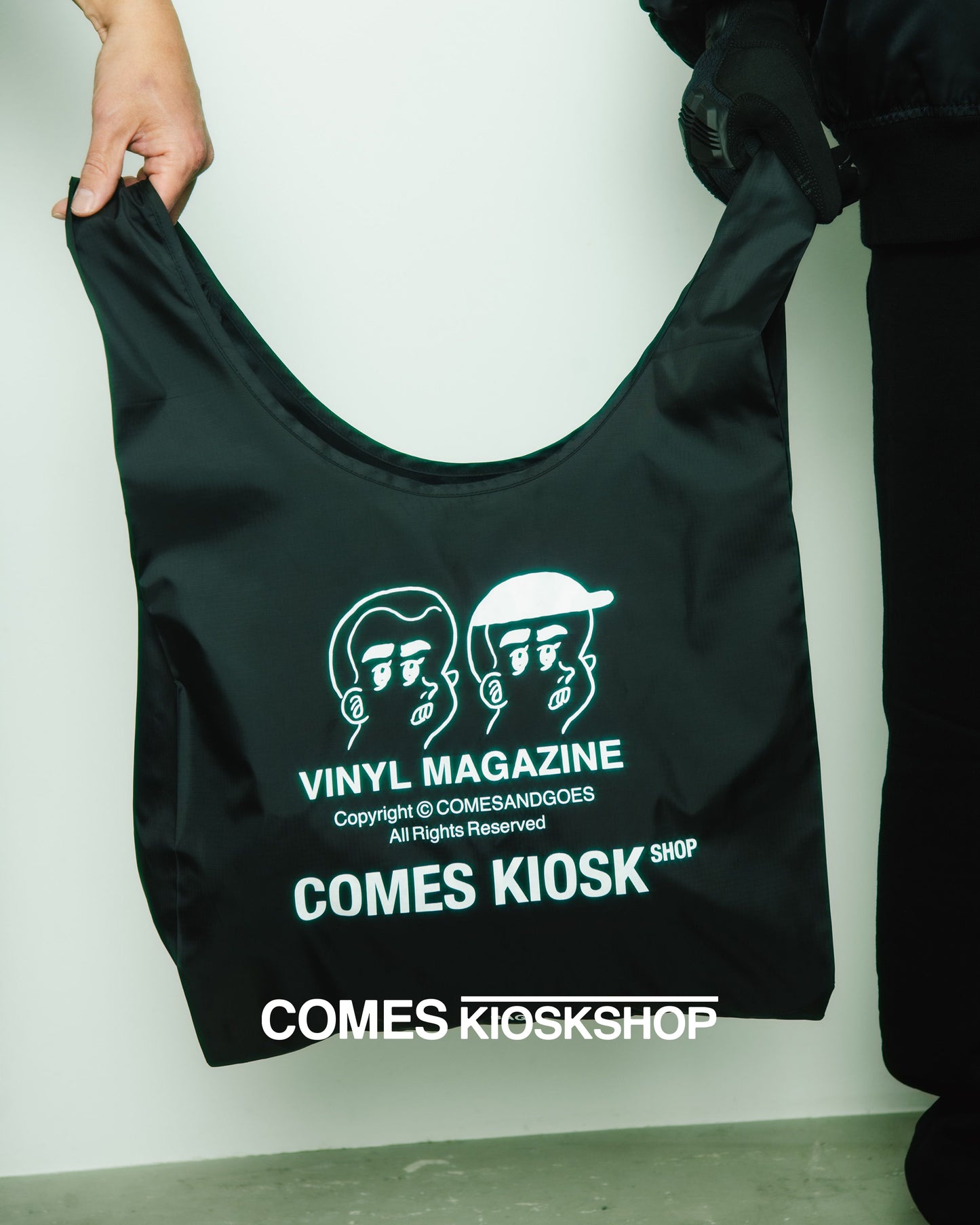 COMES & VINYL MAGAZINE ECO BAG